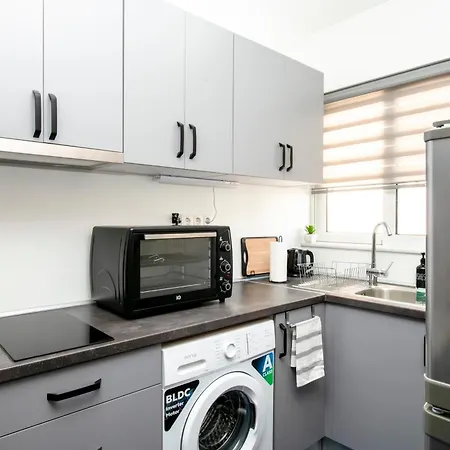 Capsule City House - Modern Apartment Near Rhodes Marina, Old Town And Beach *