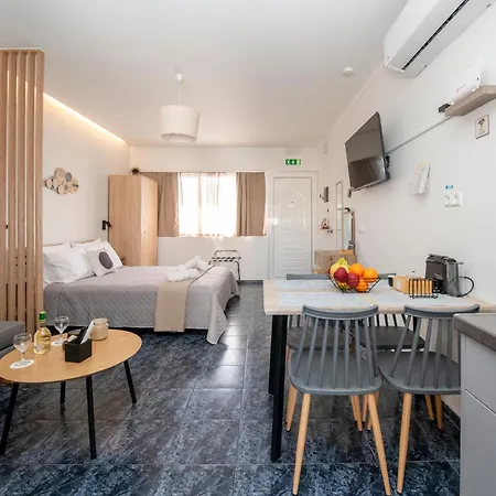 Capsule House - Modern Near Old Town And Apartment